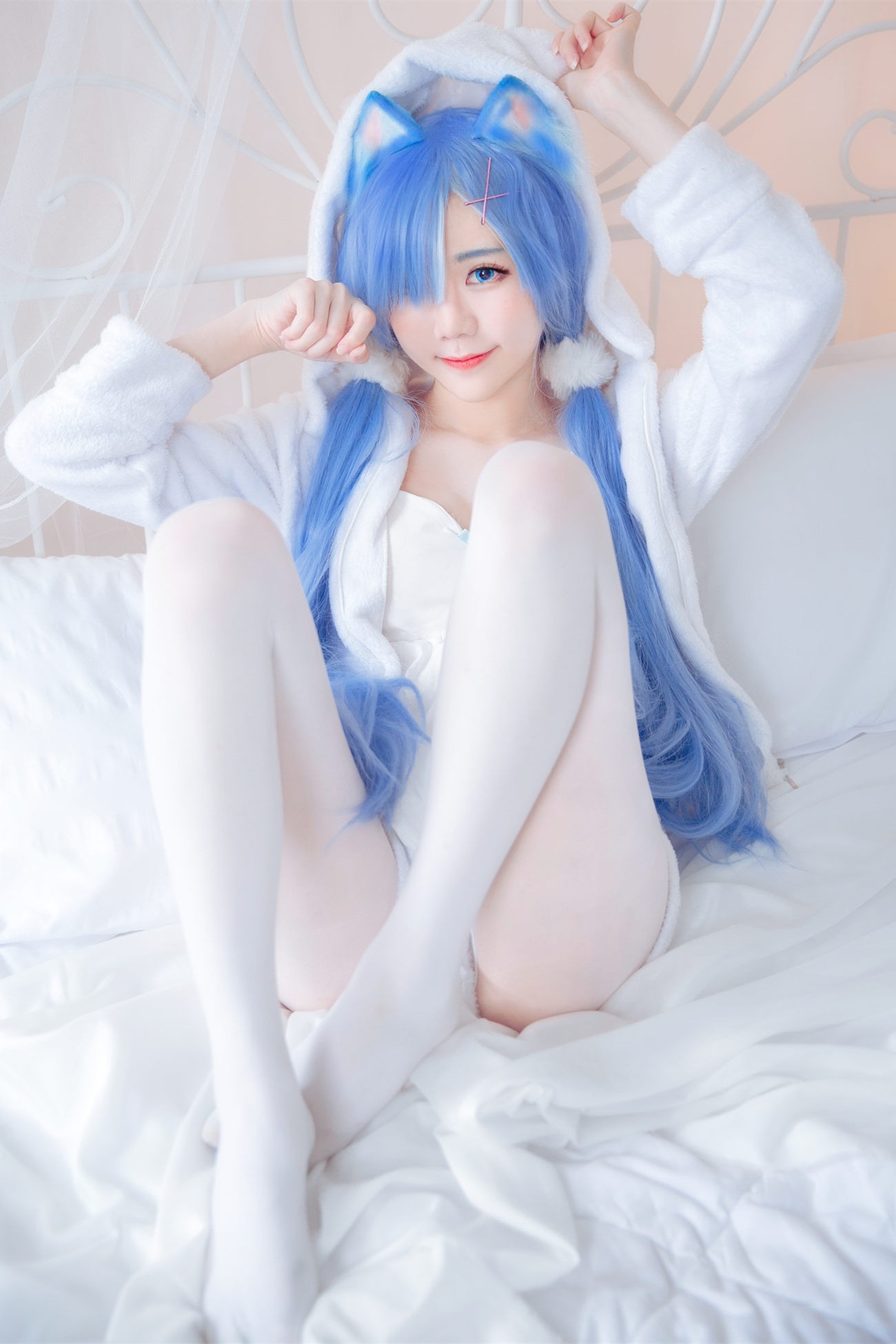 Sally Dorasnow Rem White Kitty-COS世界