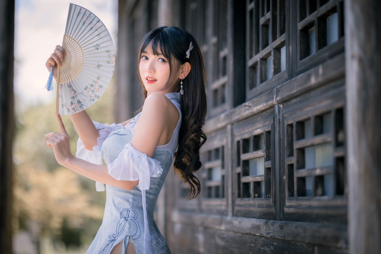 图片[2]-陆卿卿kyokyo 蓝色旗袍-COS世界
