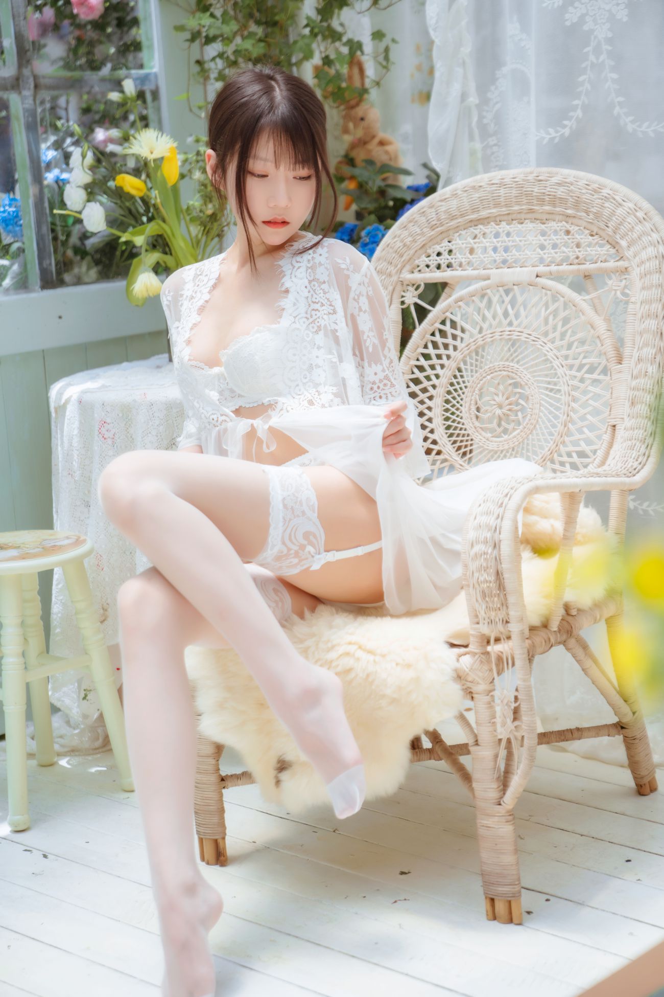 香草喵露露 玻璃房少女-COS世界