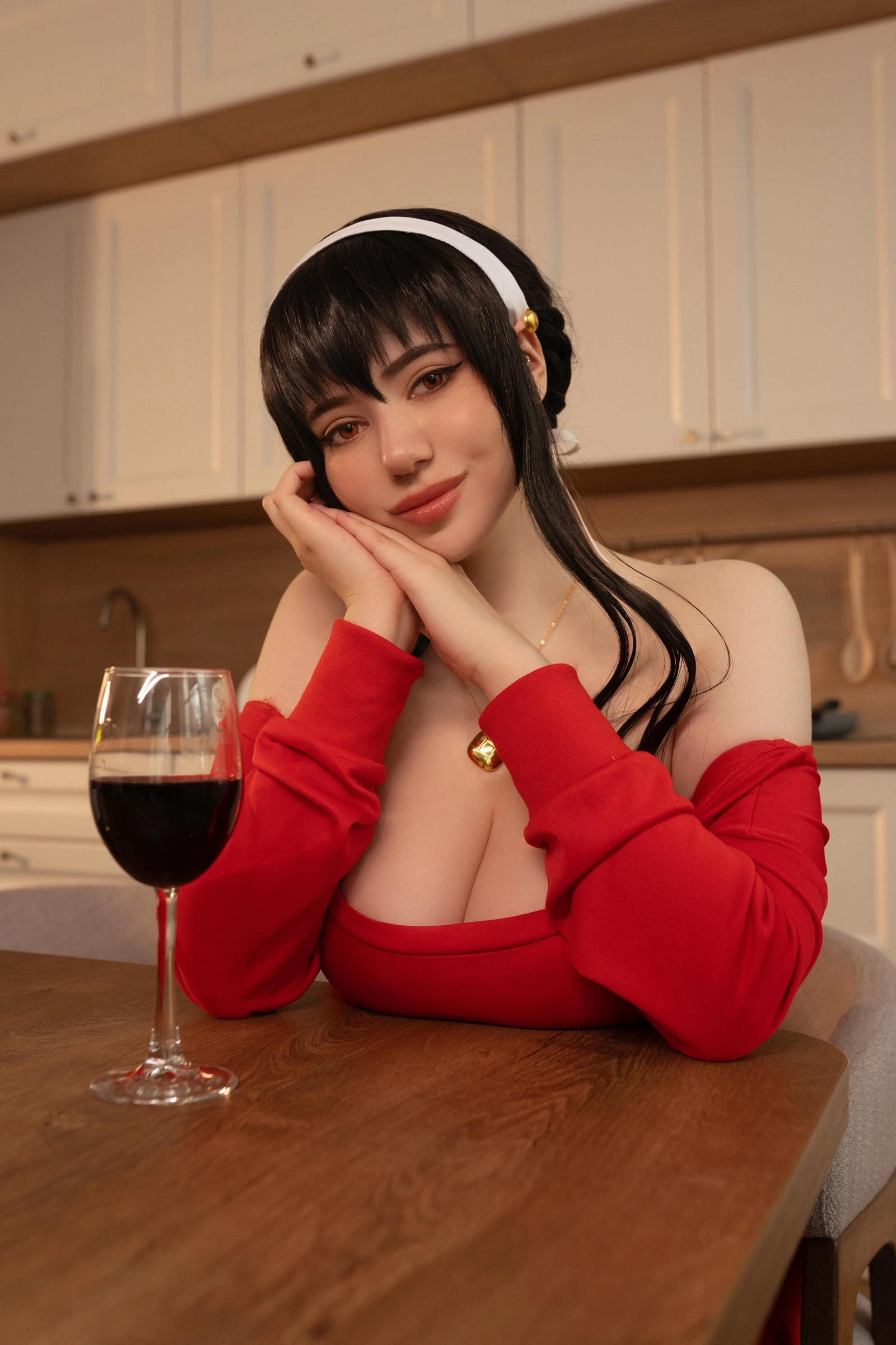 图片[5]-Alina Becker Yor Forger Red Sweater-COS世界