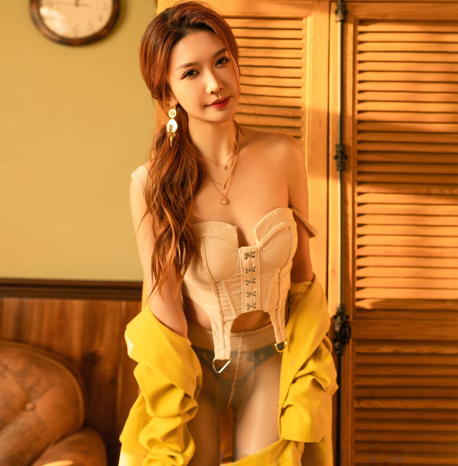 女上司的休憩时光 52P-COS世界