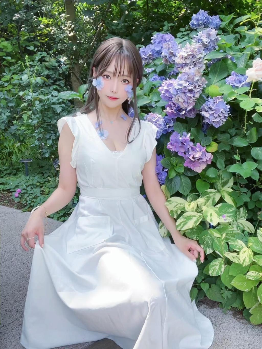 ElyEE子 No.095 – 2024年07月订阅 (3套) [76P 6V]-COS世界