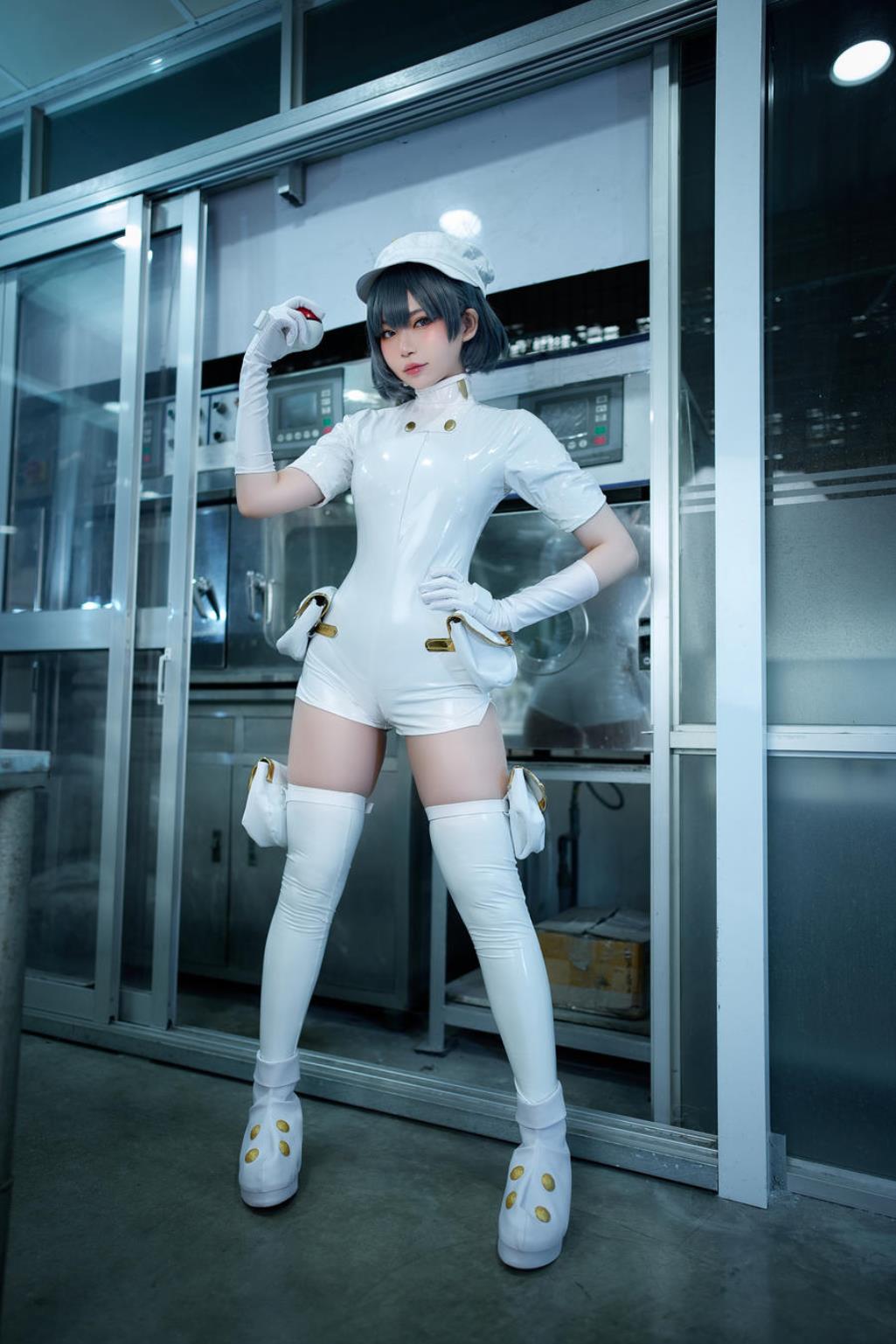 ZinieQ No.060 – Aether Employee [13P]-COS世界