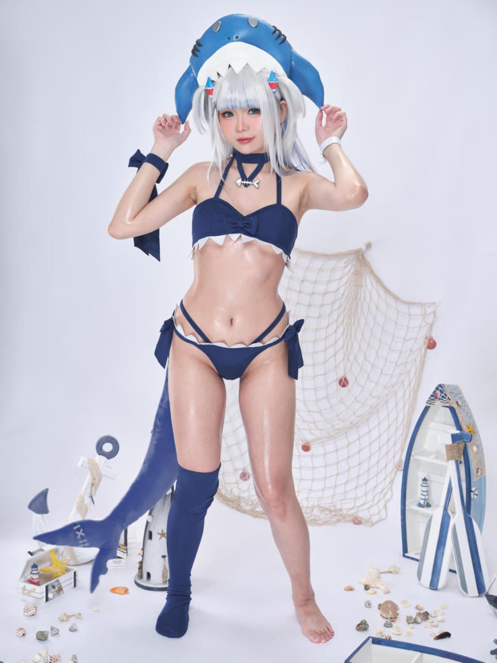 ZinieQ No.087 – Hololive Gawr Gura Swimsuit [25P 2V]-COS世界
