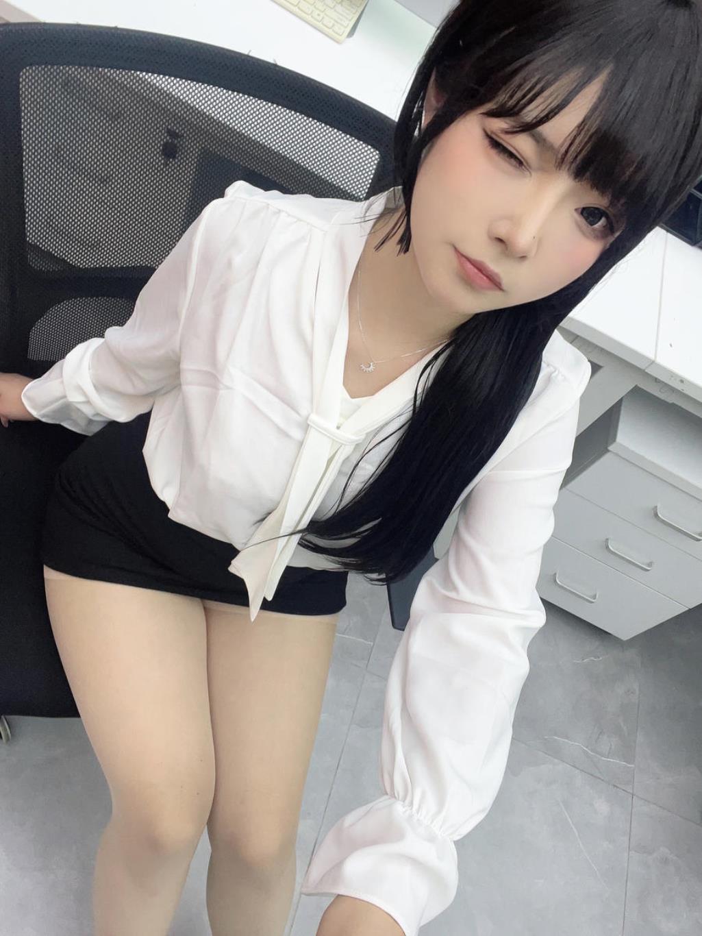 yuuhui玉汇(Kokuhui) No.089 – [Patreon] 体贴的秘书 [21P]-COS世界
